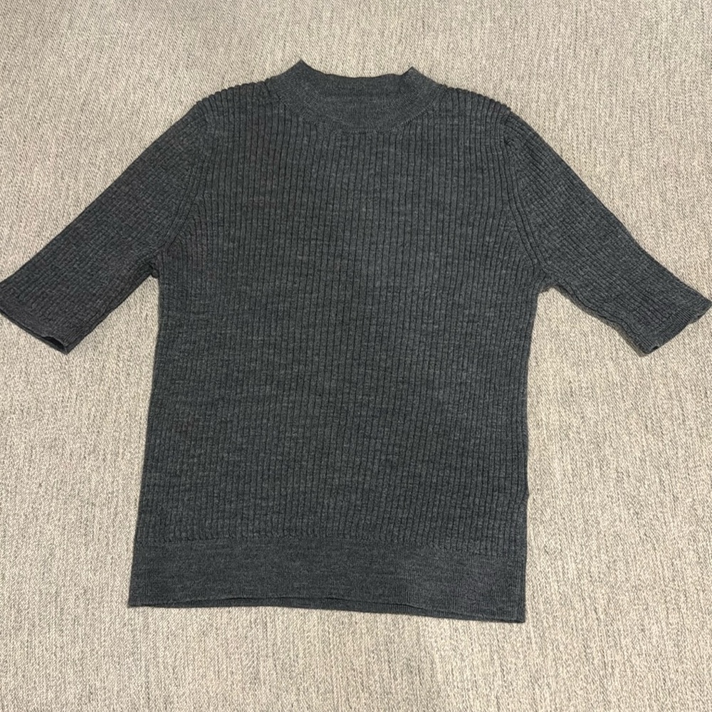 Uniqlo top - Medium